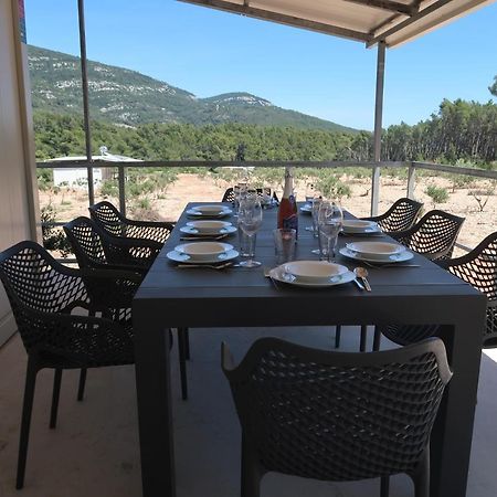 Robinson Olive Tree Huts Villa Cara Exterior photo