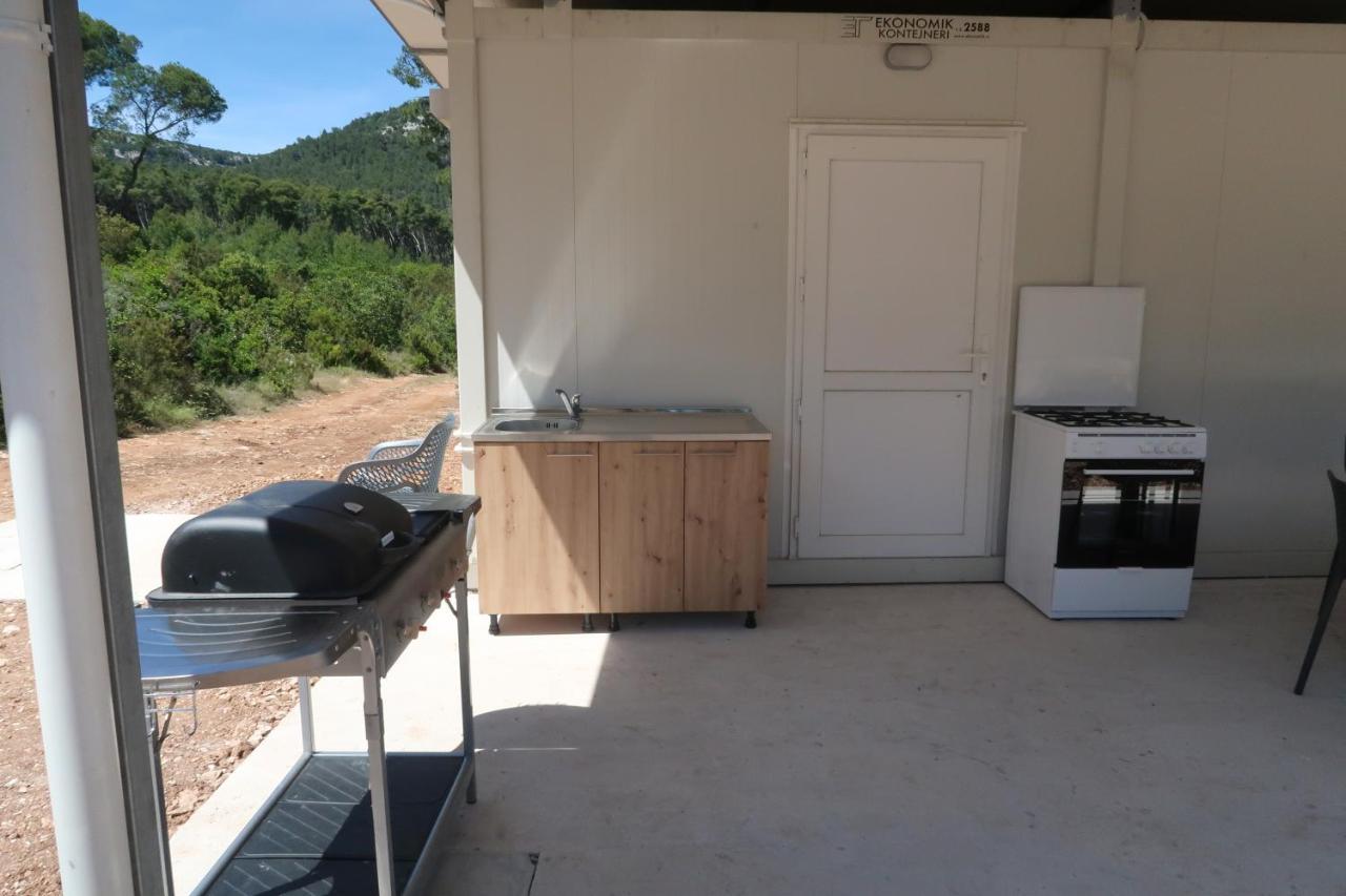 Robinson Olive Tree Huts Villa Cara Exterior photo