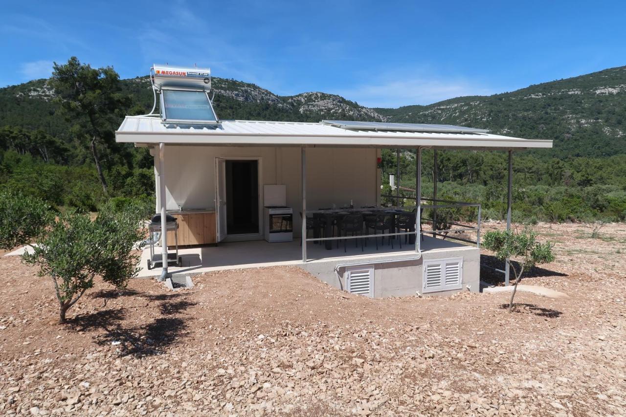 Robinson Olive Tree Huts Villa Cara Exterior photo