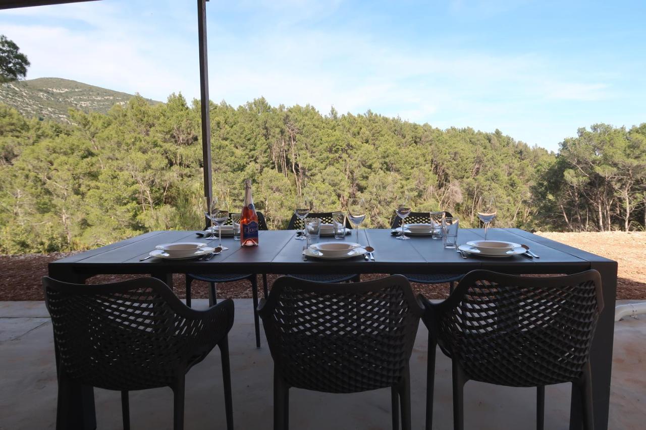 Robinson Olive Tree Huts Villa Cara Exterior photo