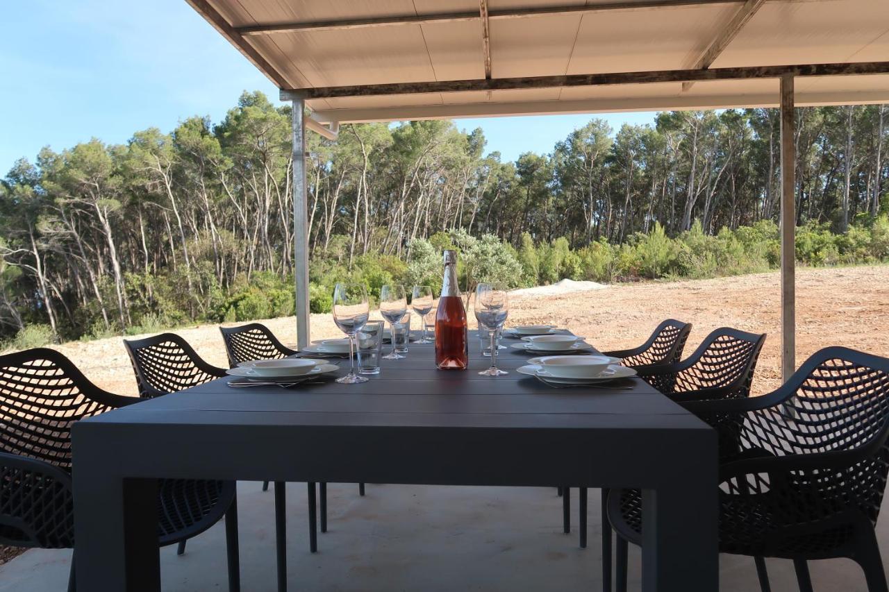 Robinson Olive Tree Huts Villa Cara Exterior photo